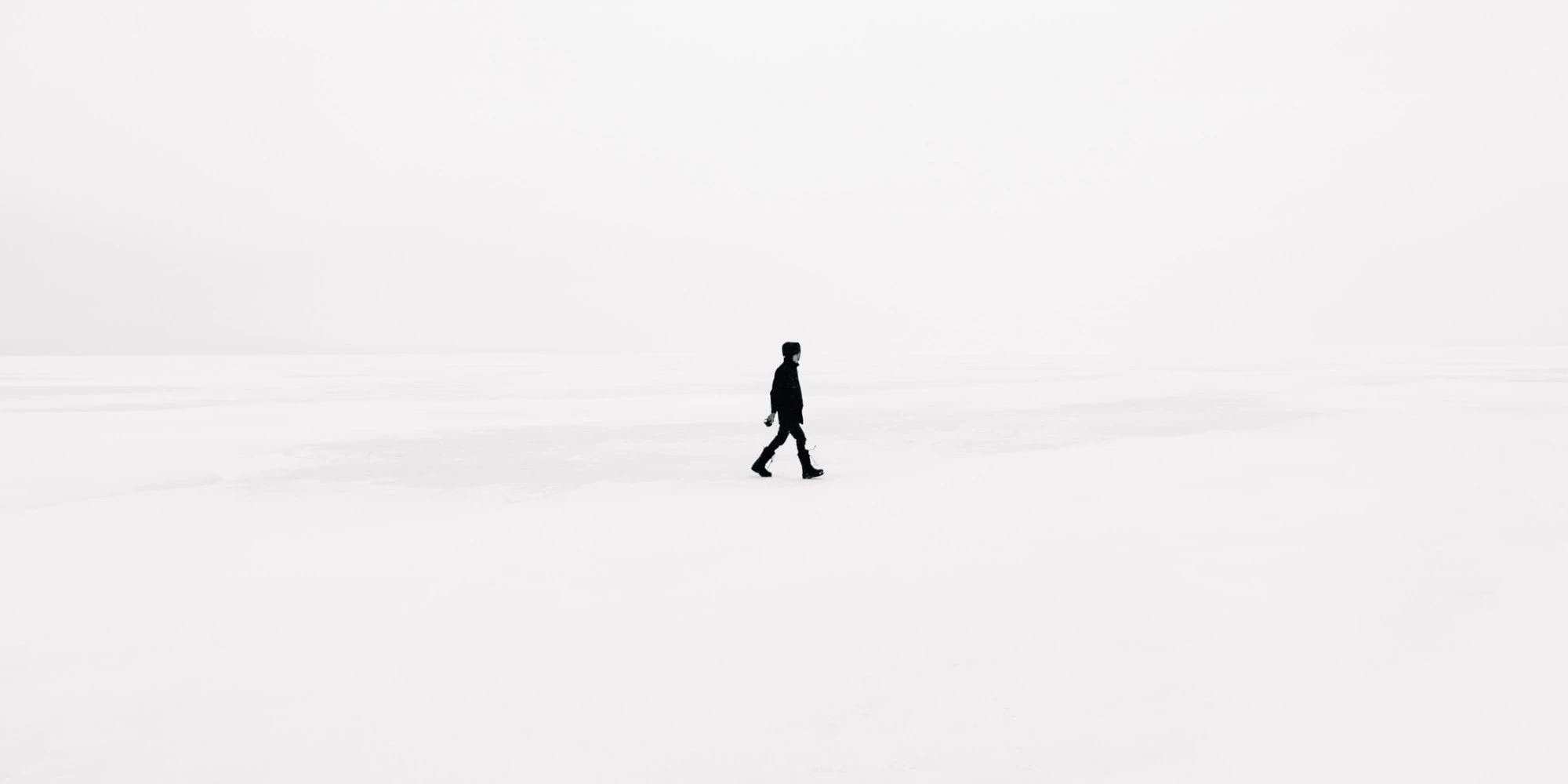 Cover Image for Influencer Product Sample Tracking Alternatives: Manual, General, or Focused Tools